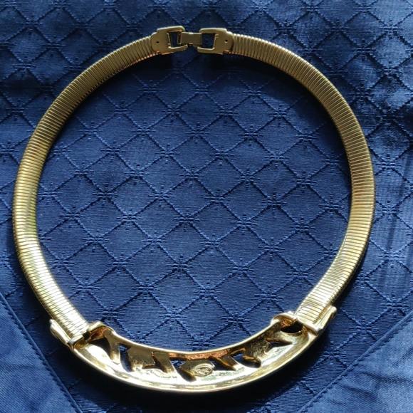 VTG Trifari enamel collar (#213) - Picture 5 of 7